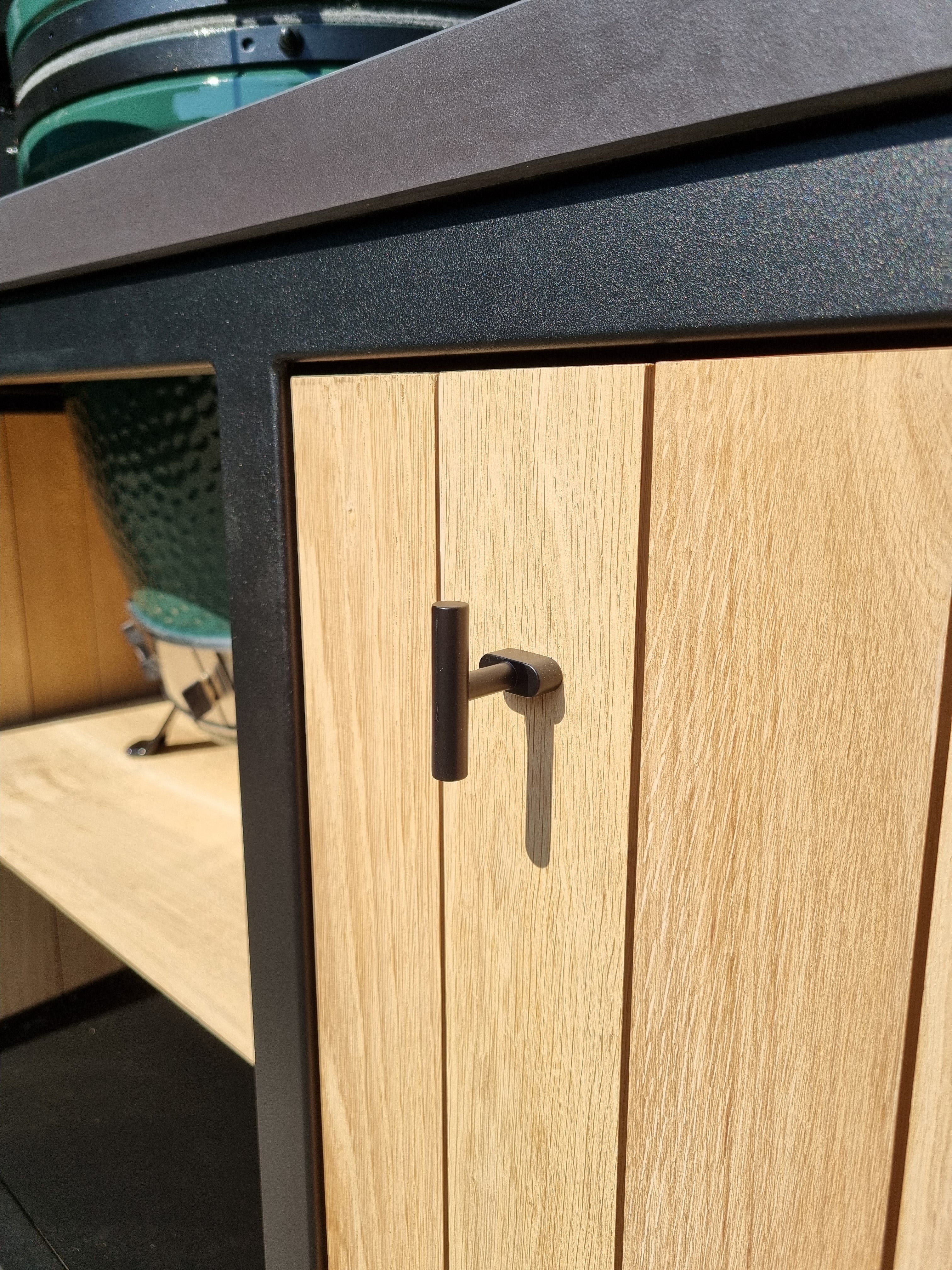 Elements Medium - Nero - Pure eiken met Sirius werkblad